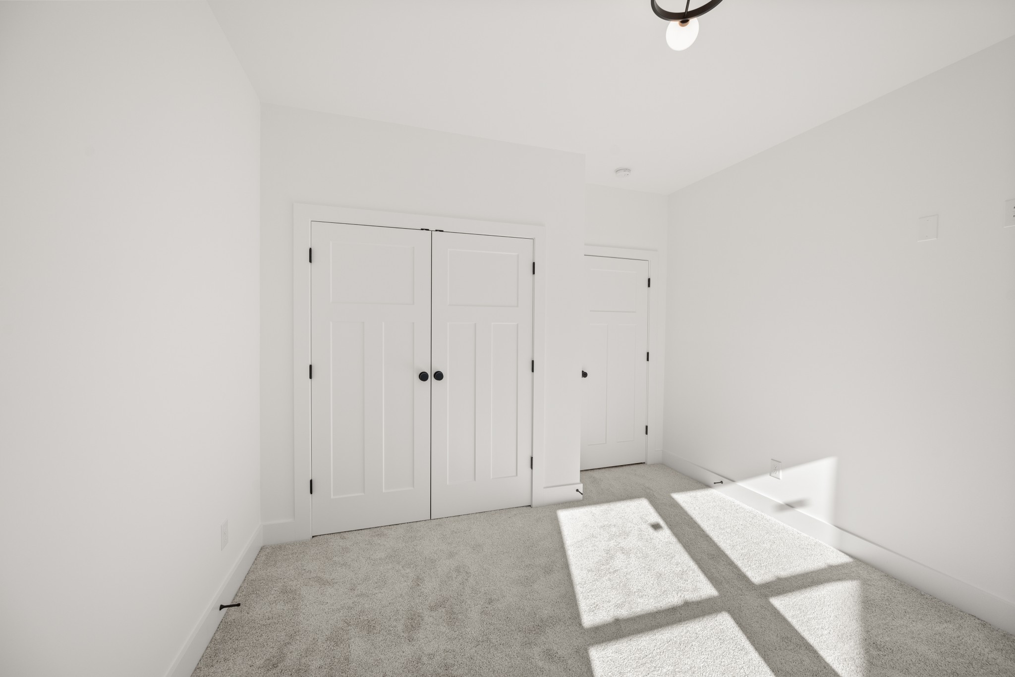 142 Lanier Dr
