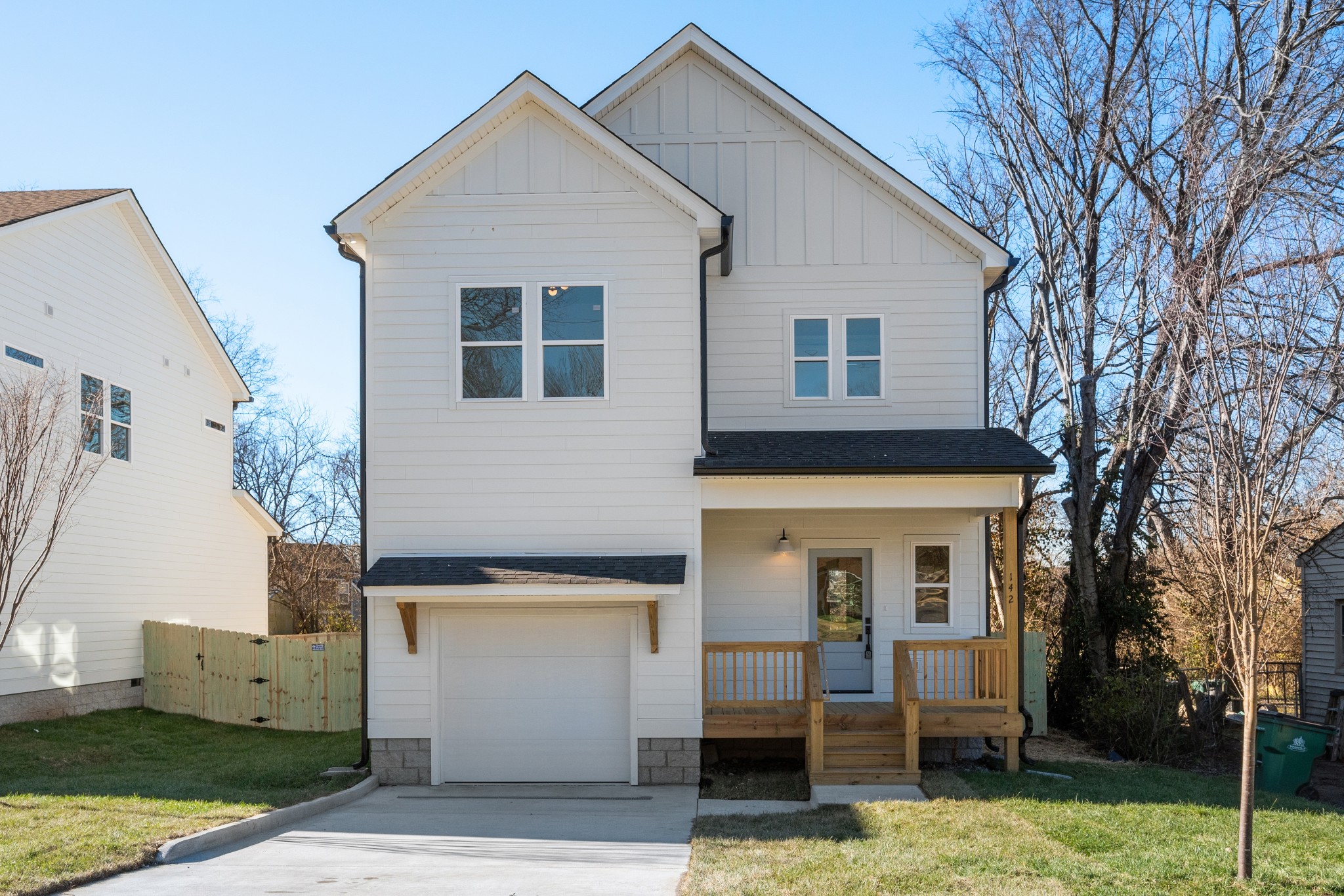 142 Lanier Dr