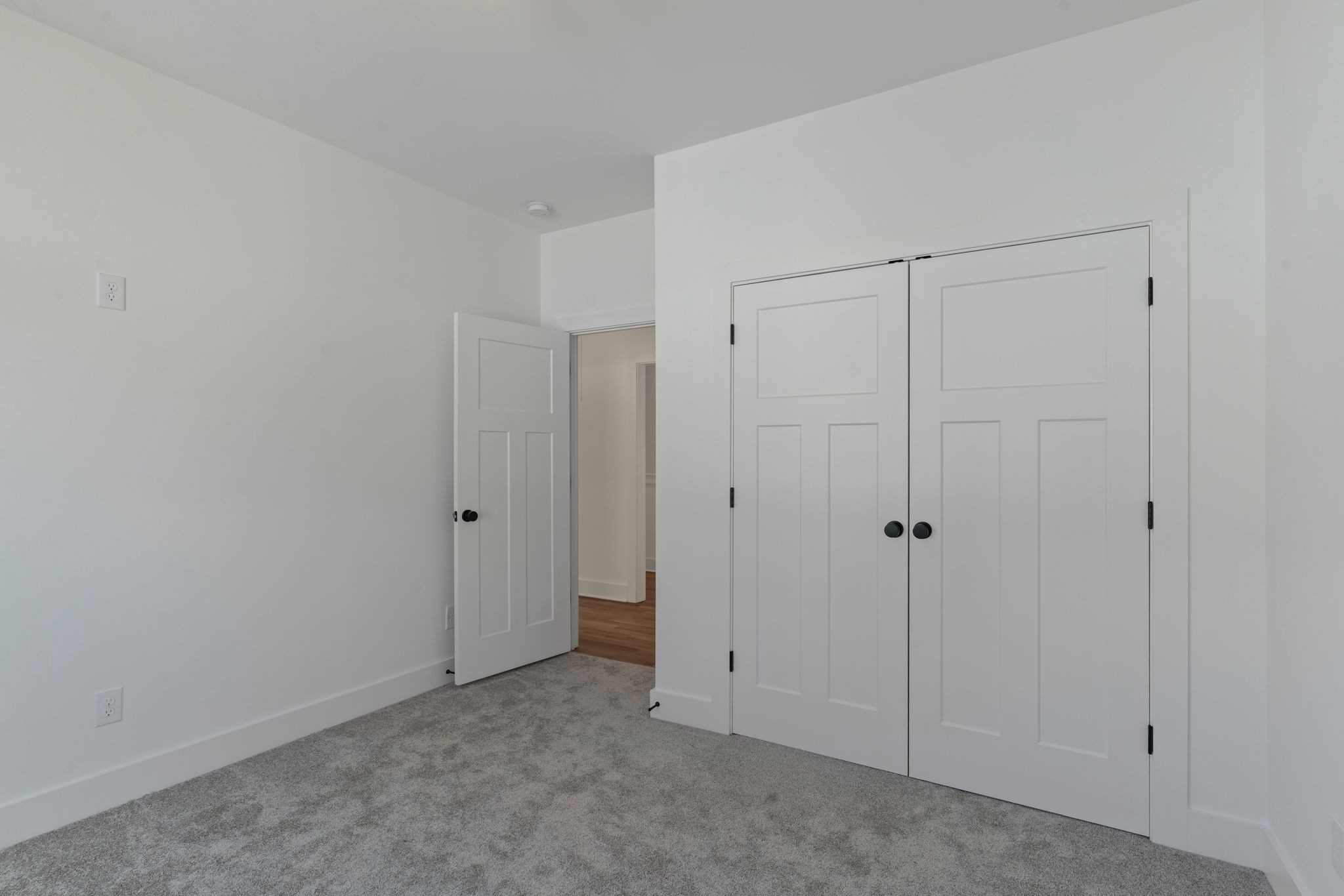 144 Lanier Dr