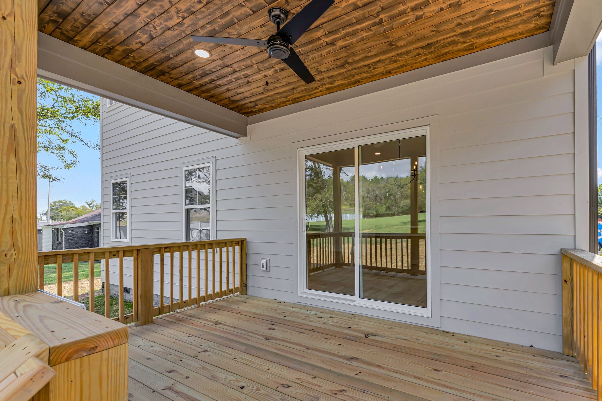 528 Green Lane
