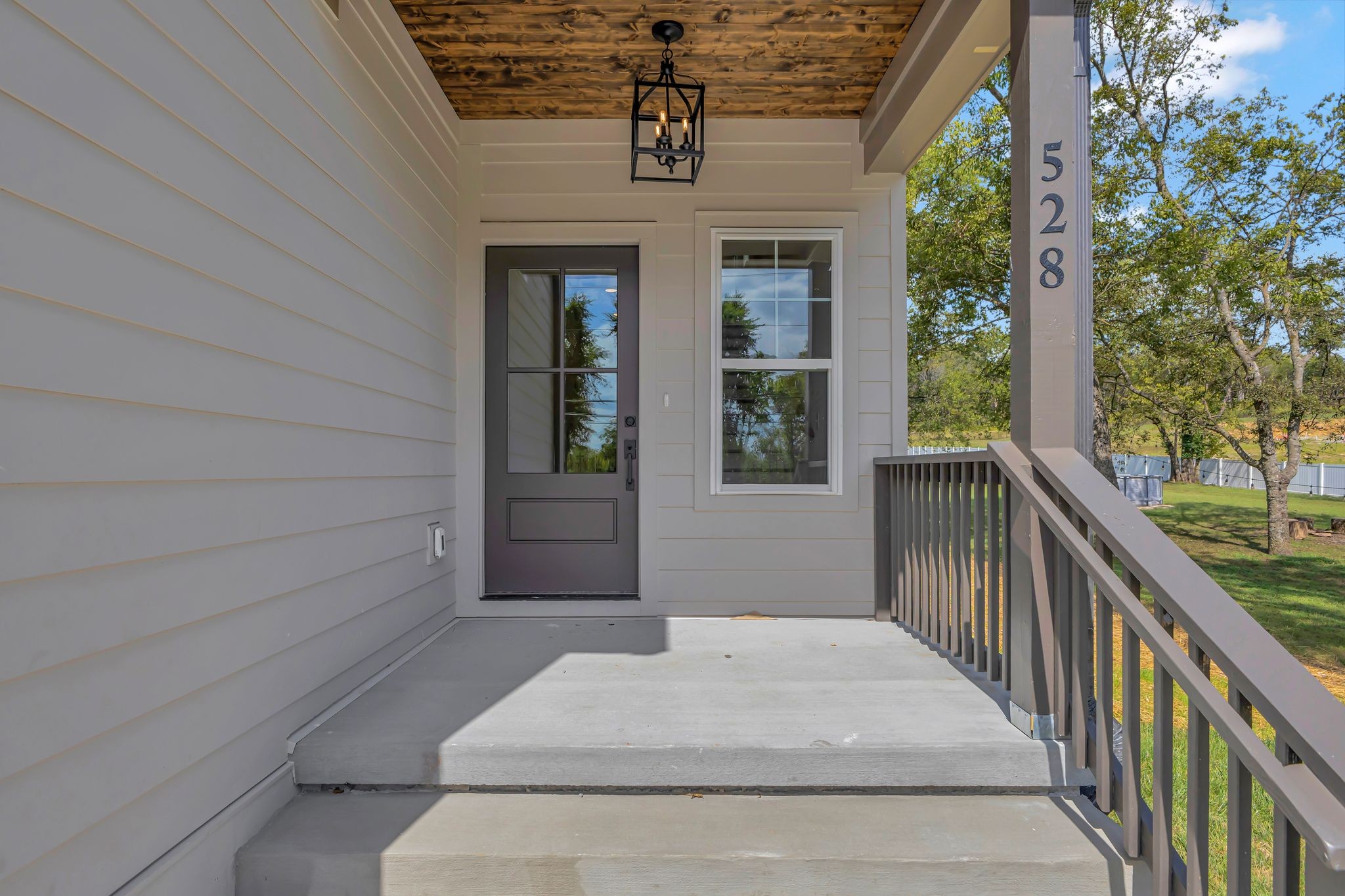 528 Green Lane