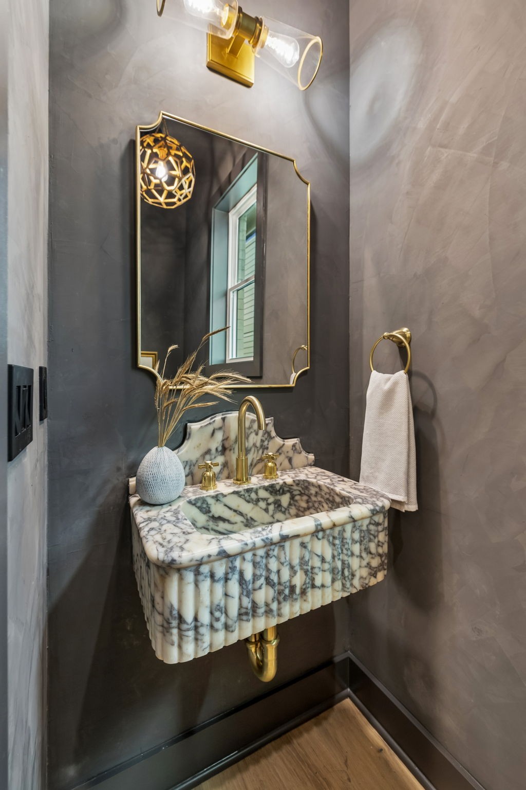 6413 Ranchero Dr Unit: B