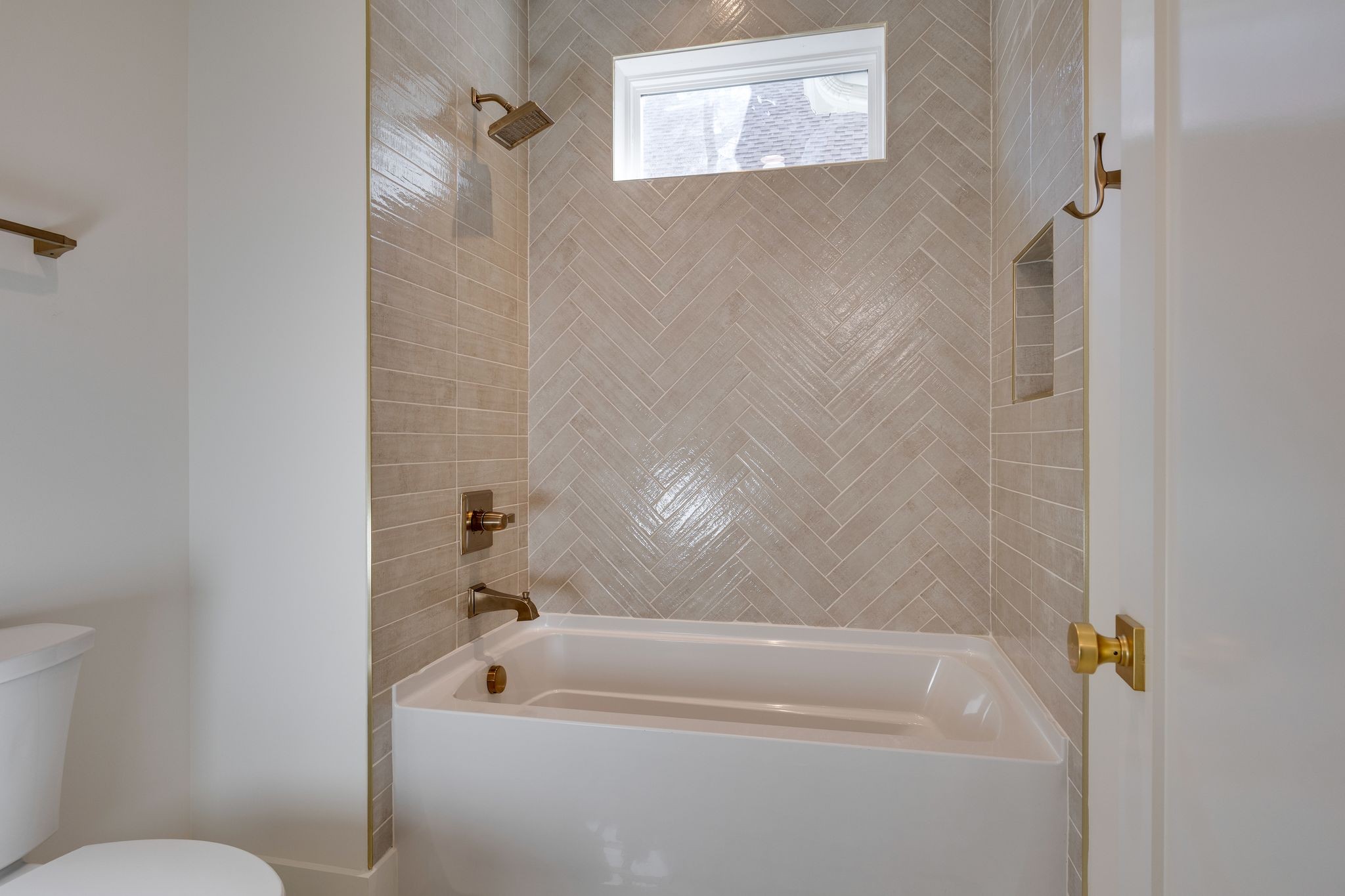 6413 Ranchero Dr Unit: A