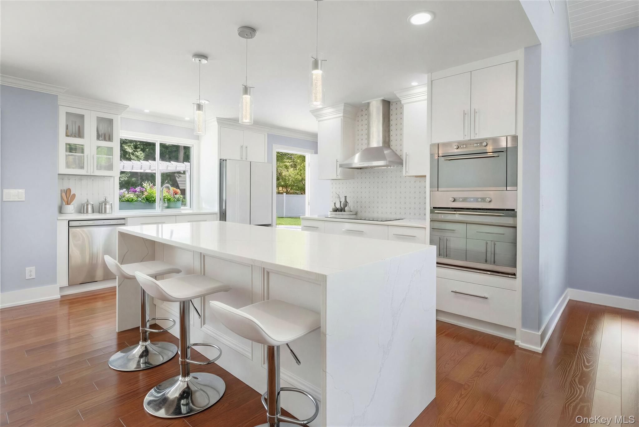 18 Squires Avenue