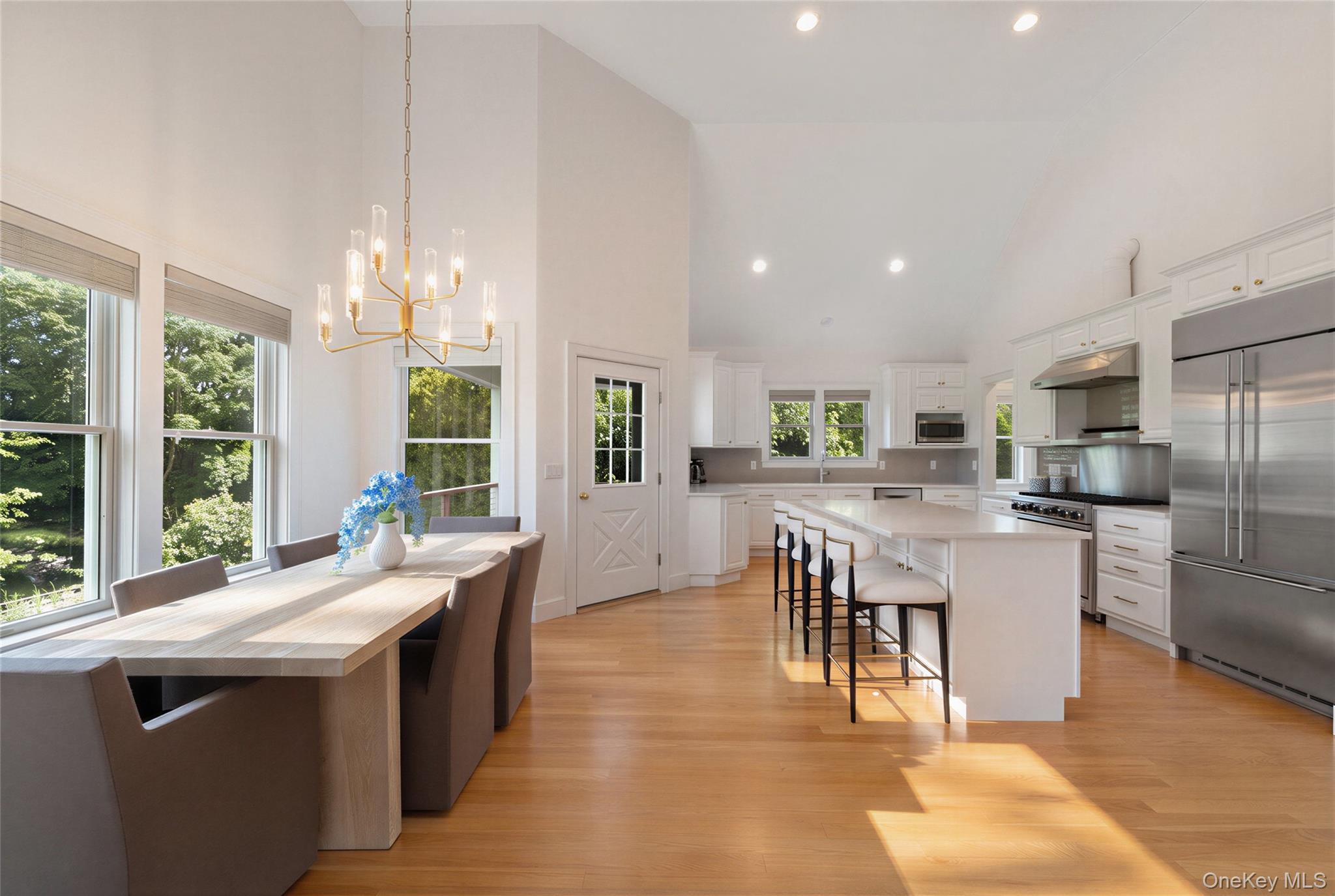 10 Peconic View Court