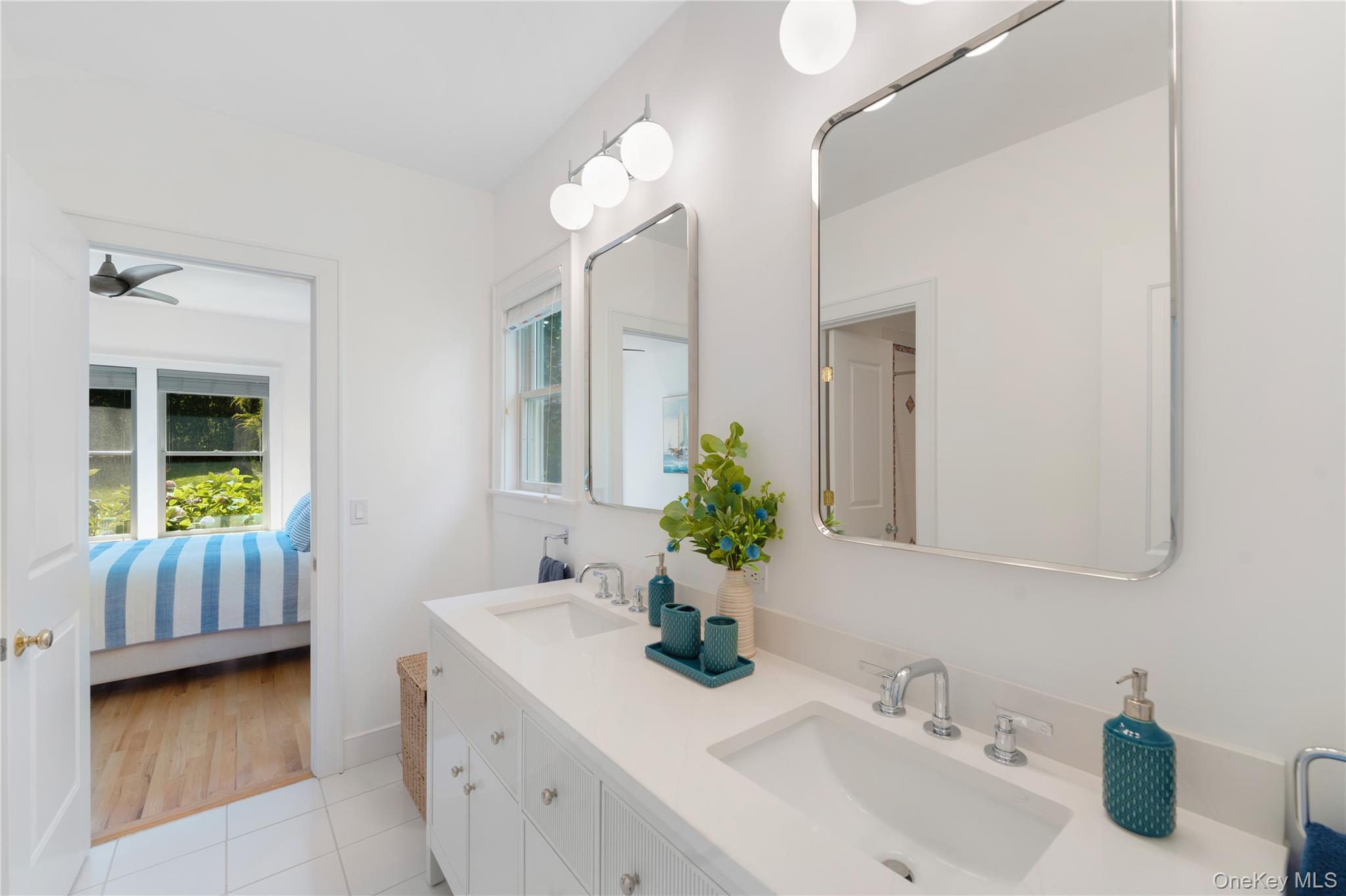 10 Peconic View Court