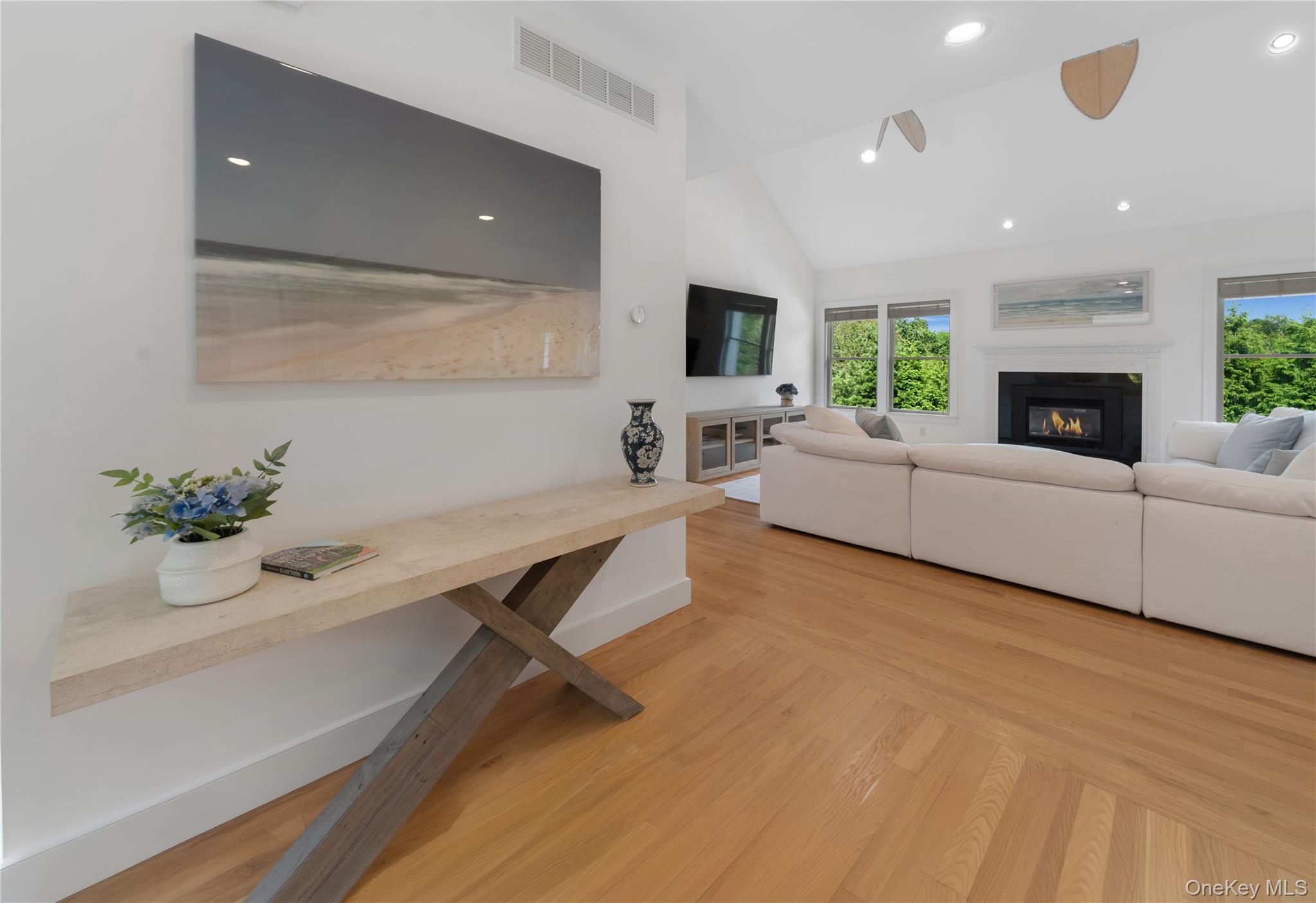 10 Peconic View Court