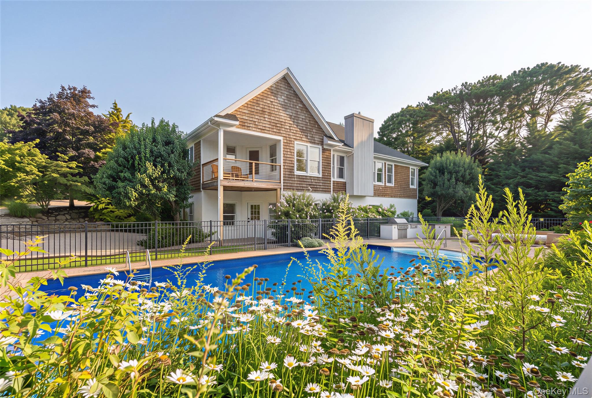 10 Peconic View Court