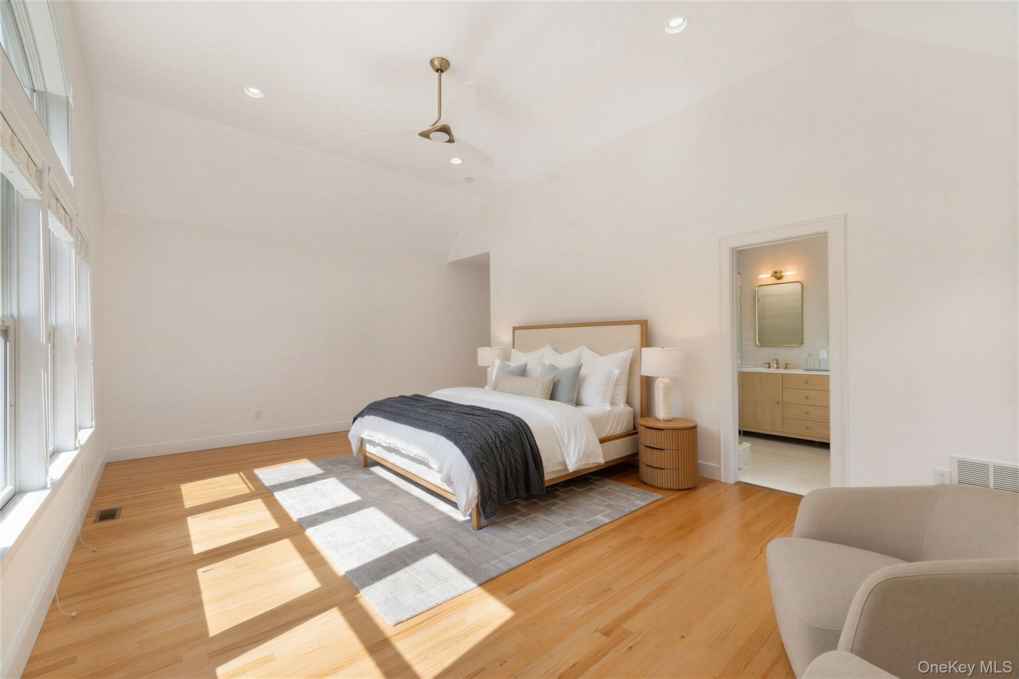 10 Peconic View Court