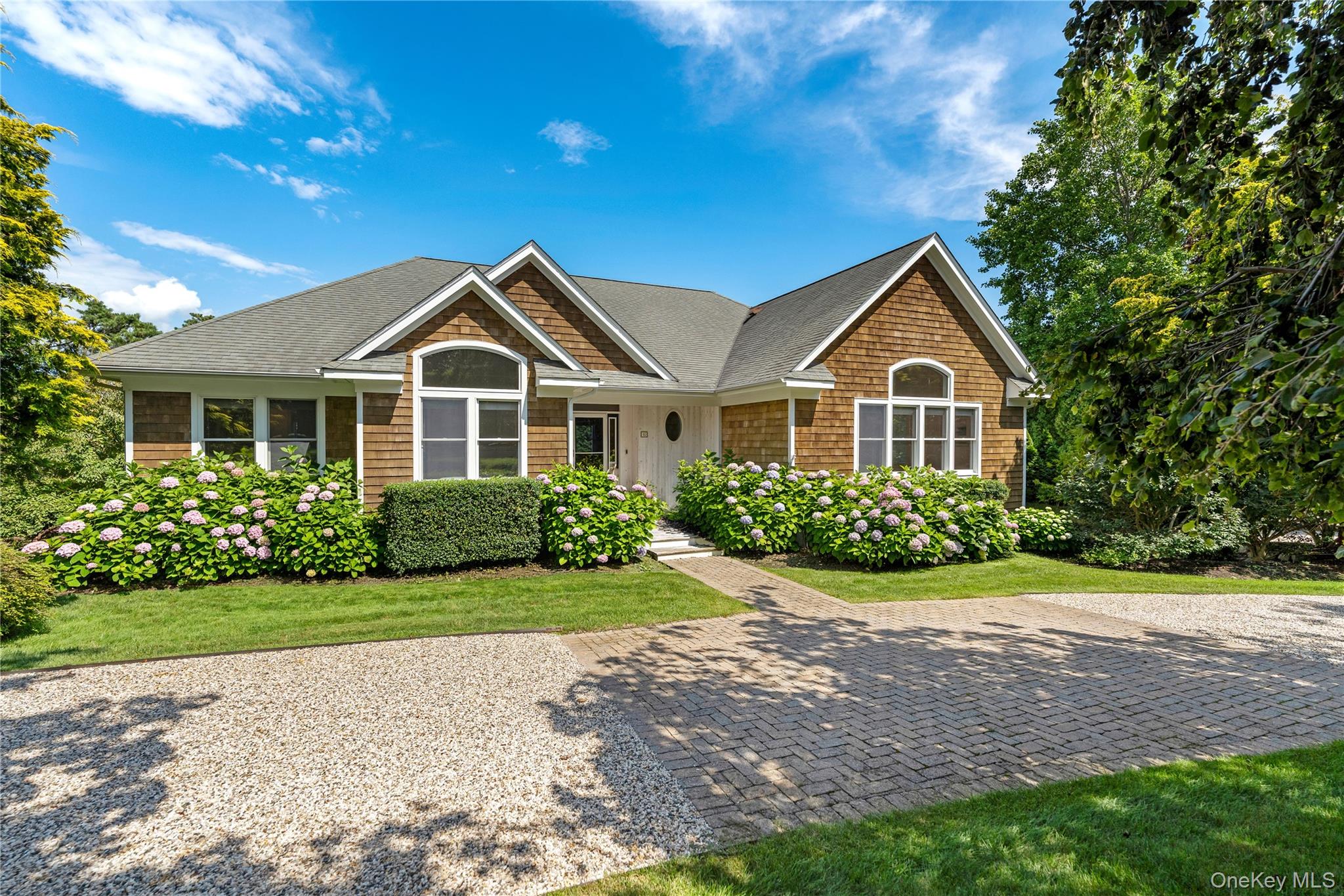 10 Peconic View Court