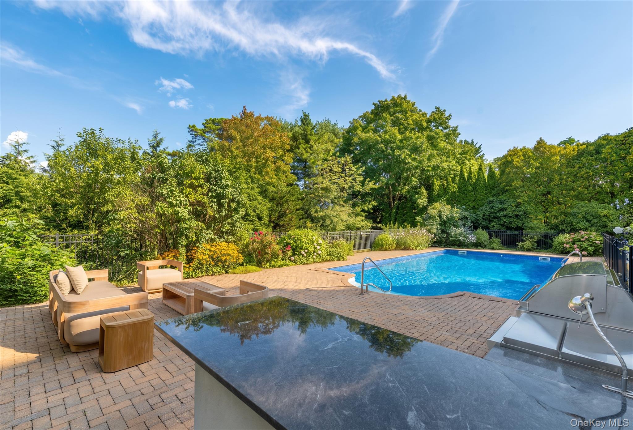 10 Peconic View Court