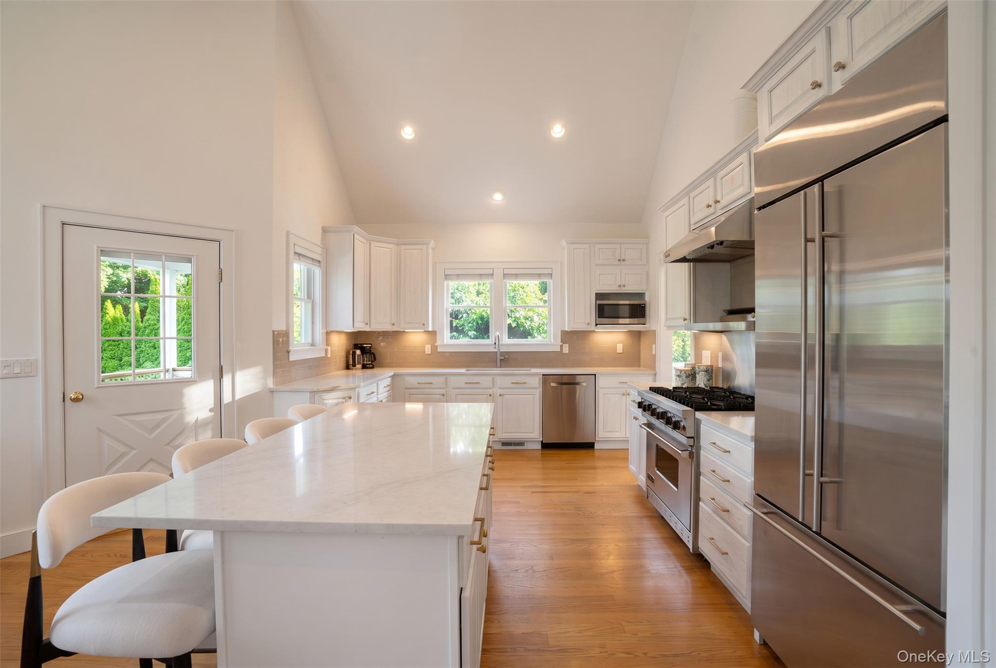 10 Peconic View Court