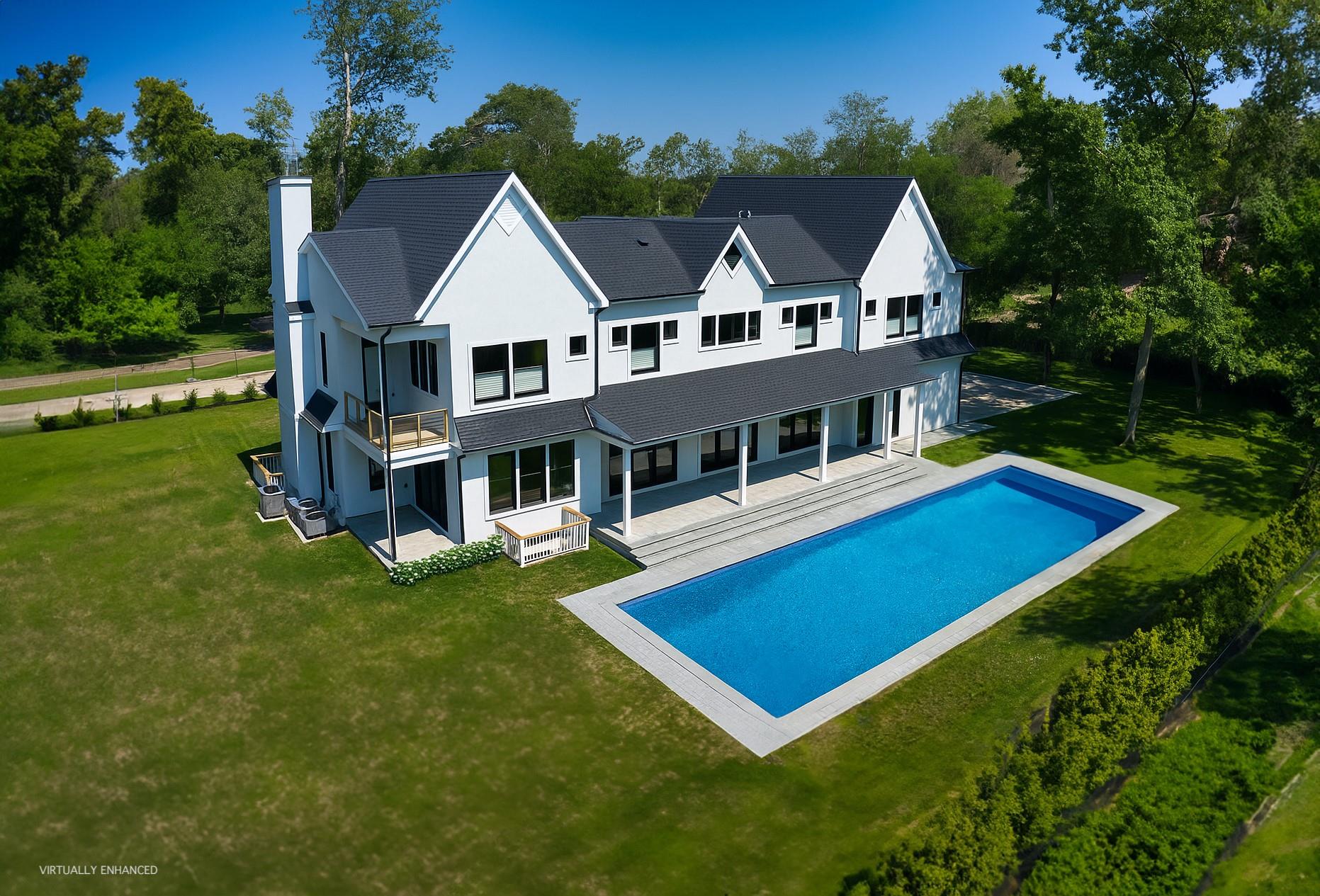 110 Crescent Court