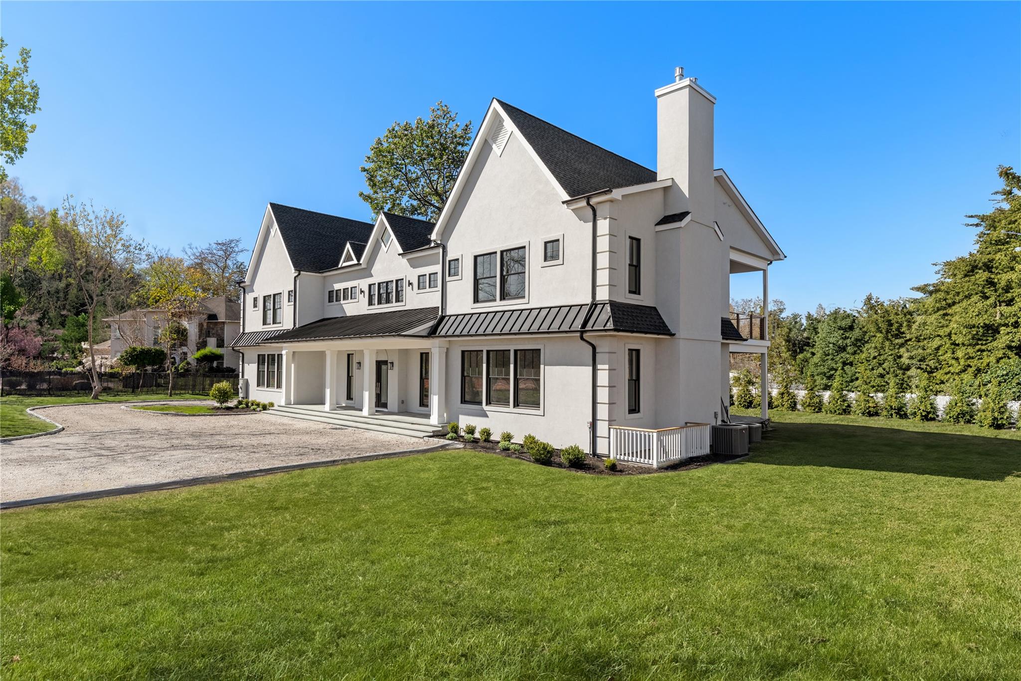 110 Crescent Court