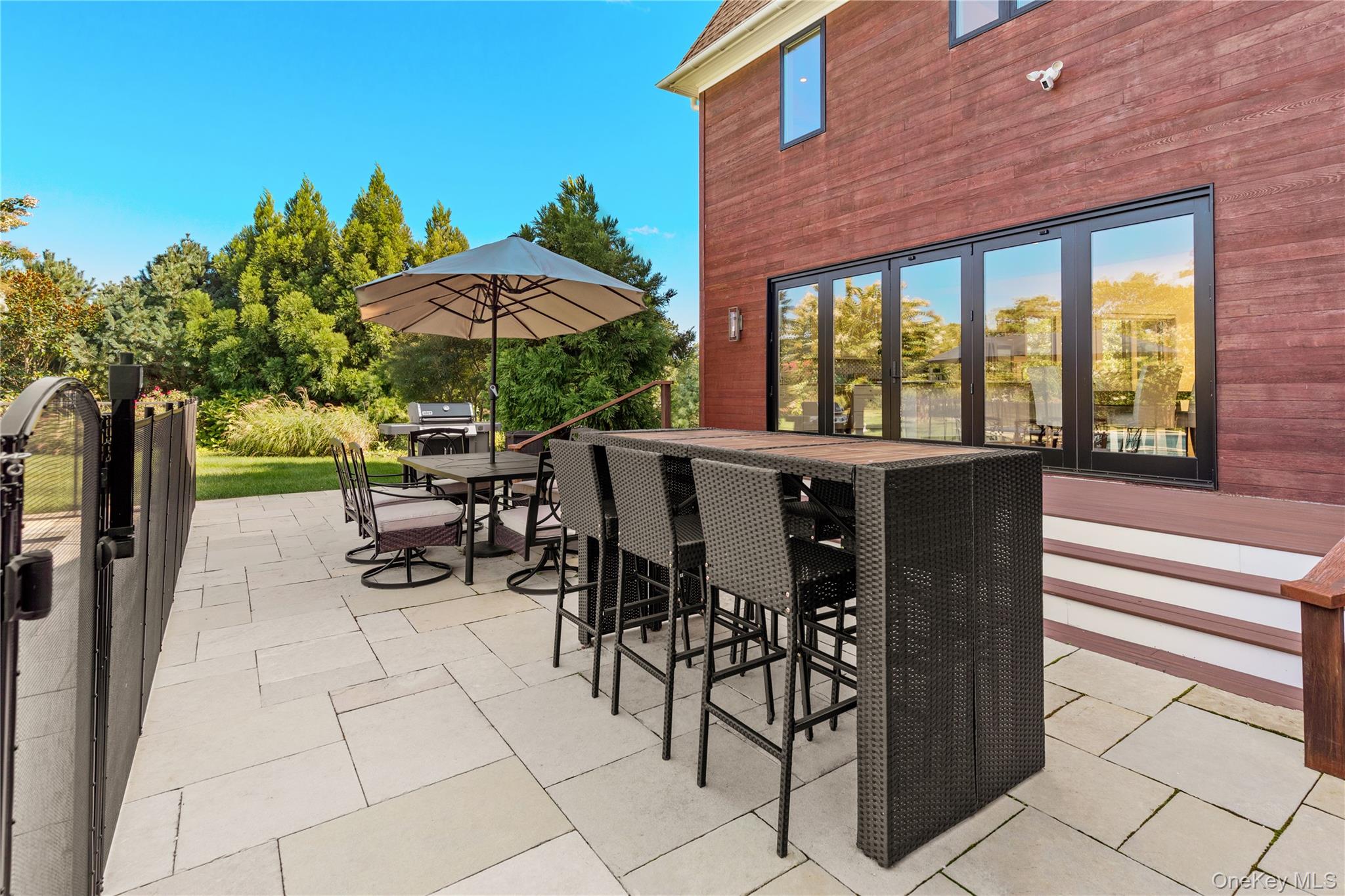 89 Old Canoe Place Road