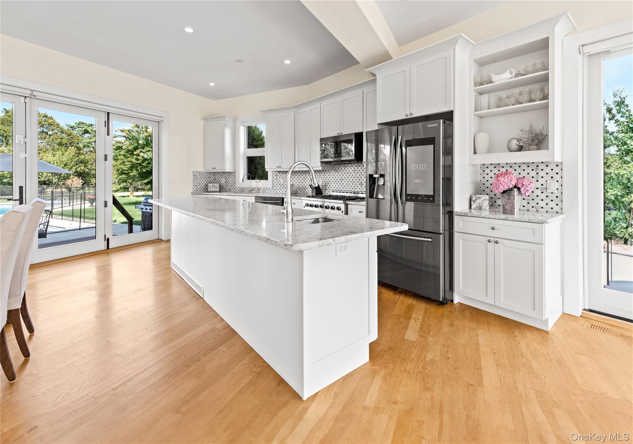 89 Old Canoe Place Road