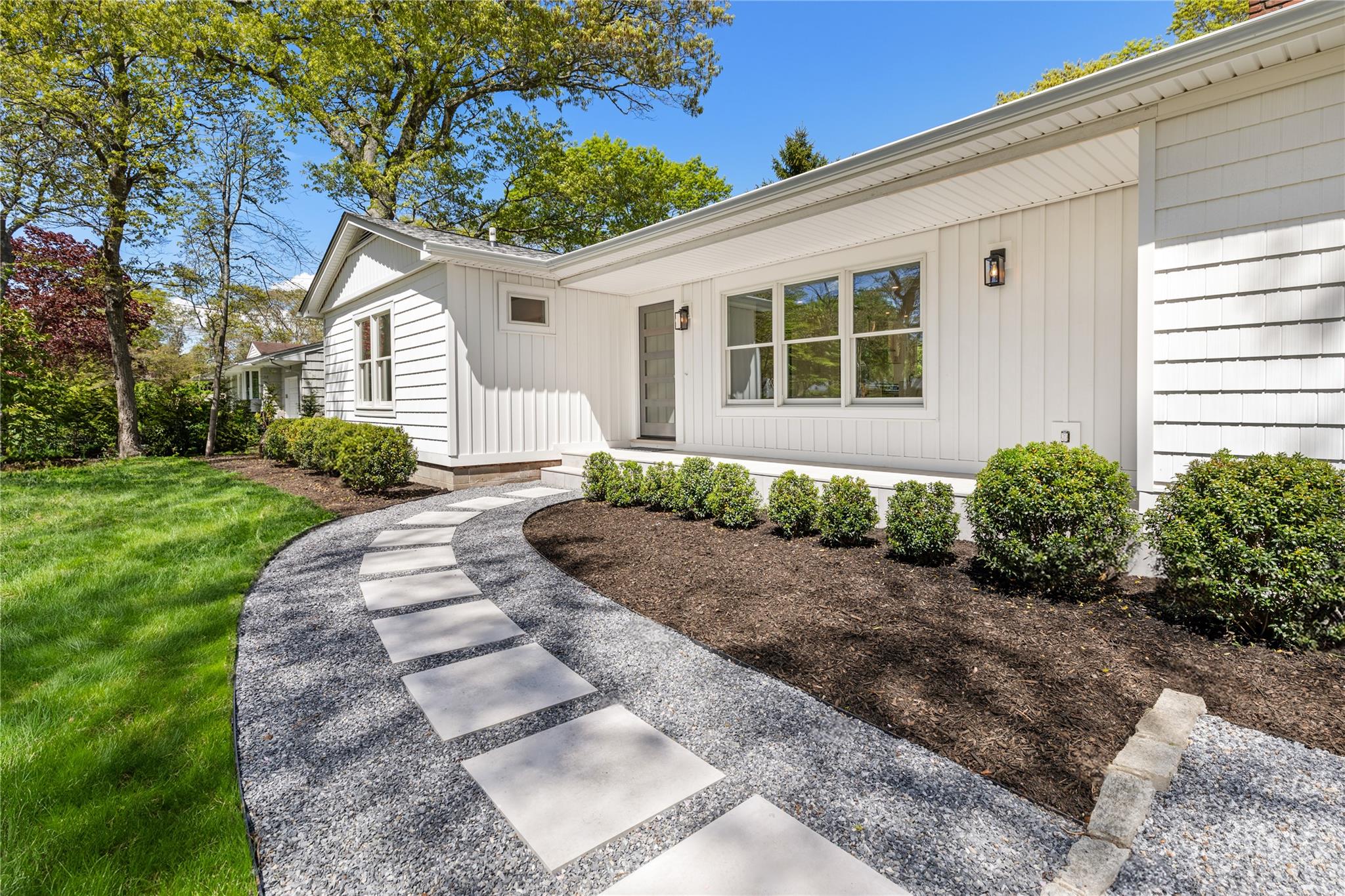 4 Pine Tree Court