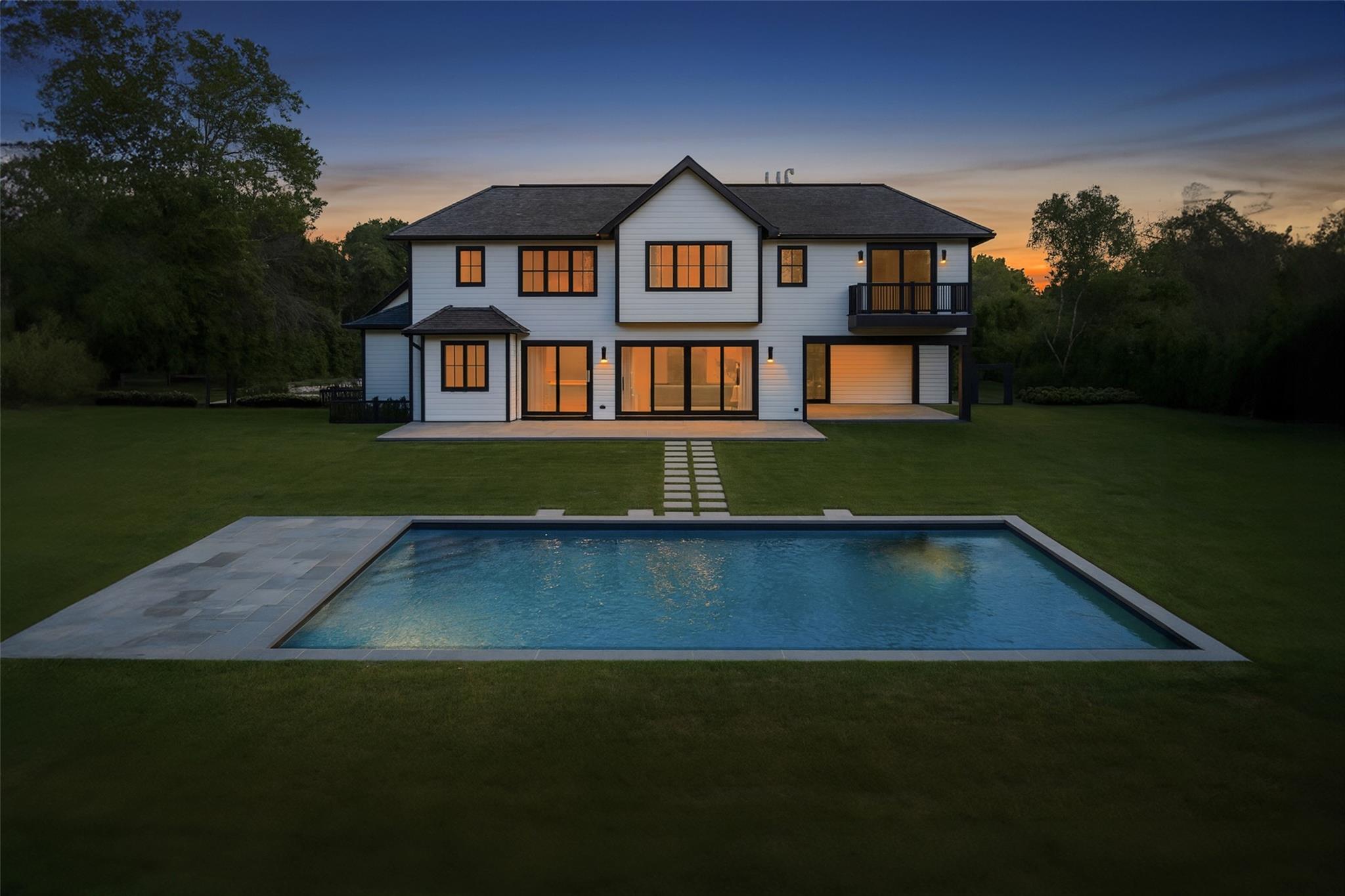 21 Cedar Lane