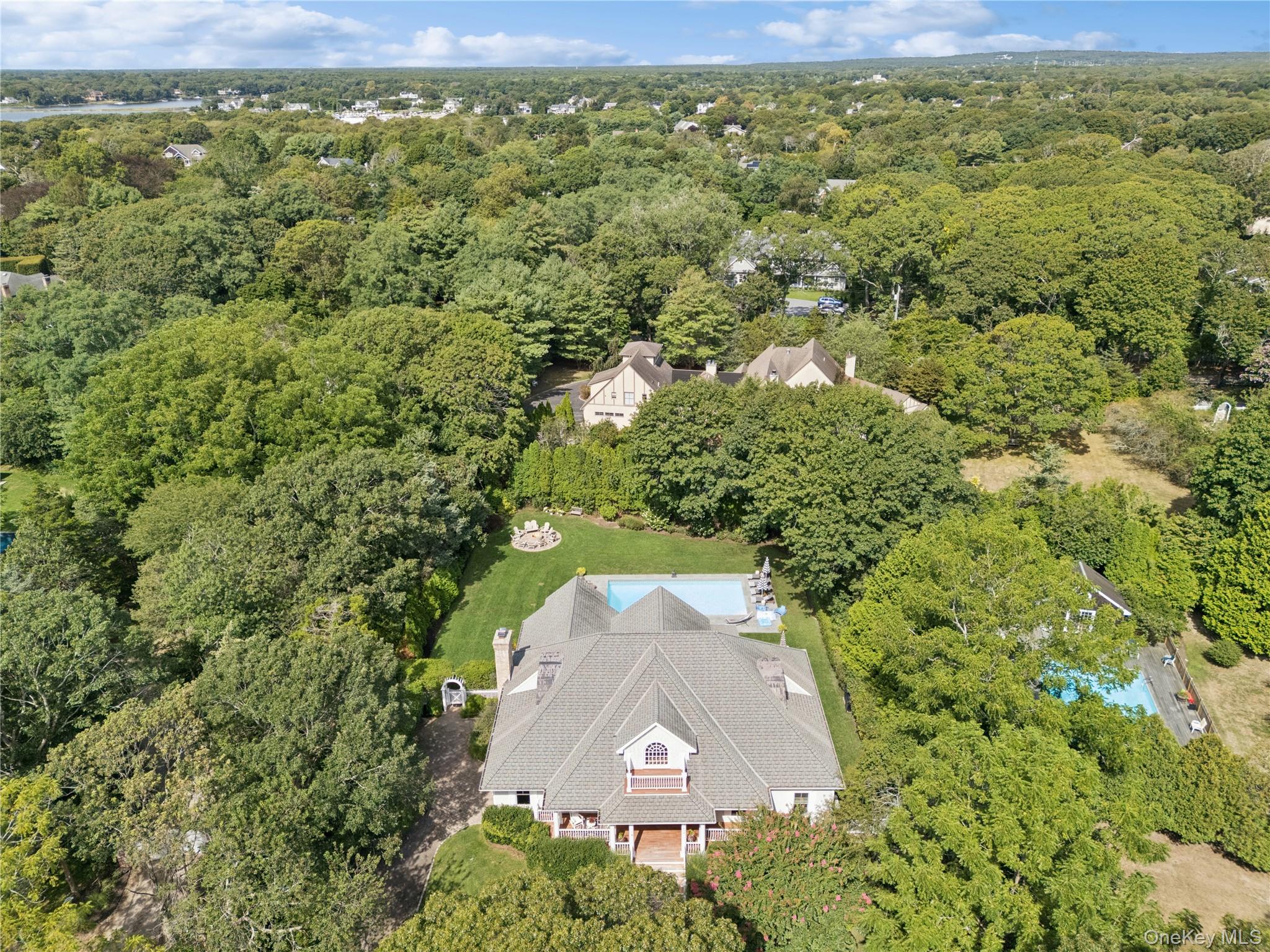 189A South Country Road