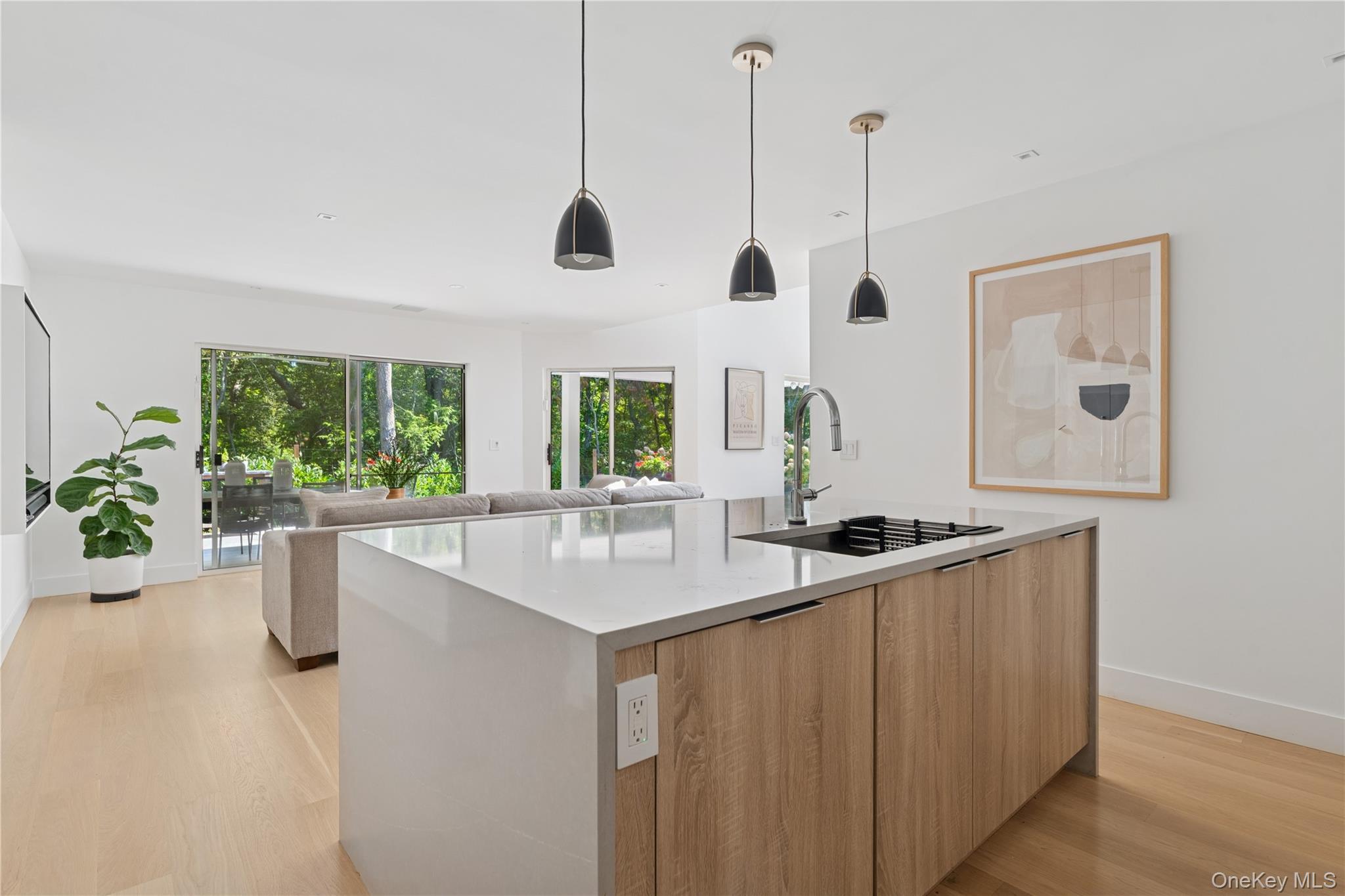10 Lakewood Lane
