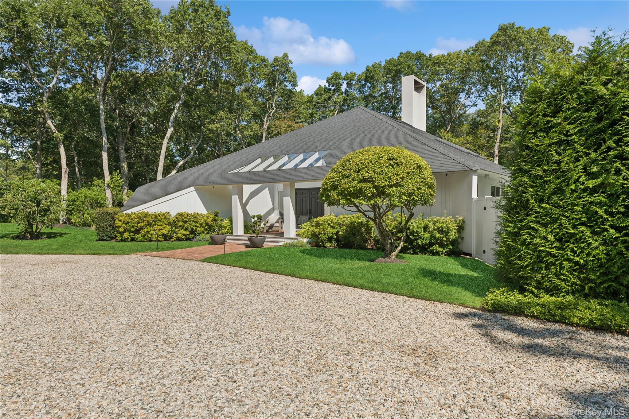10 Lakewood Lane