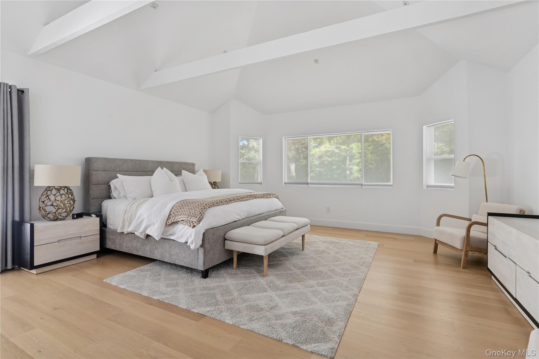 10 Lakewood Lane
