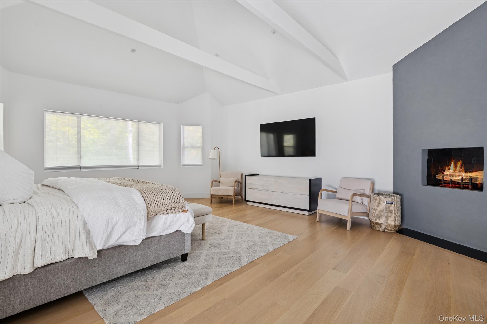 10 Lakewood Lane