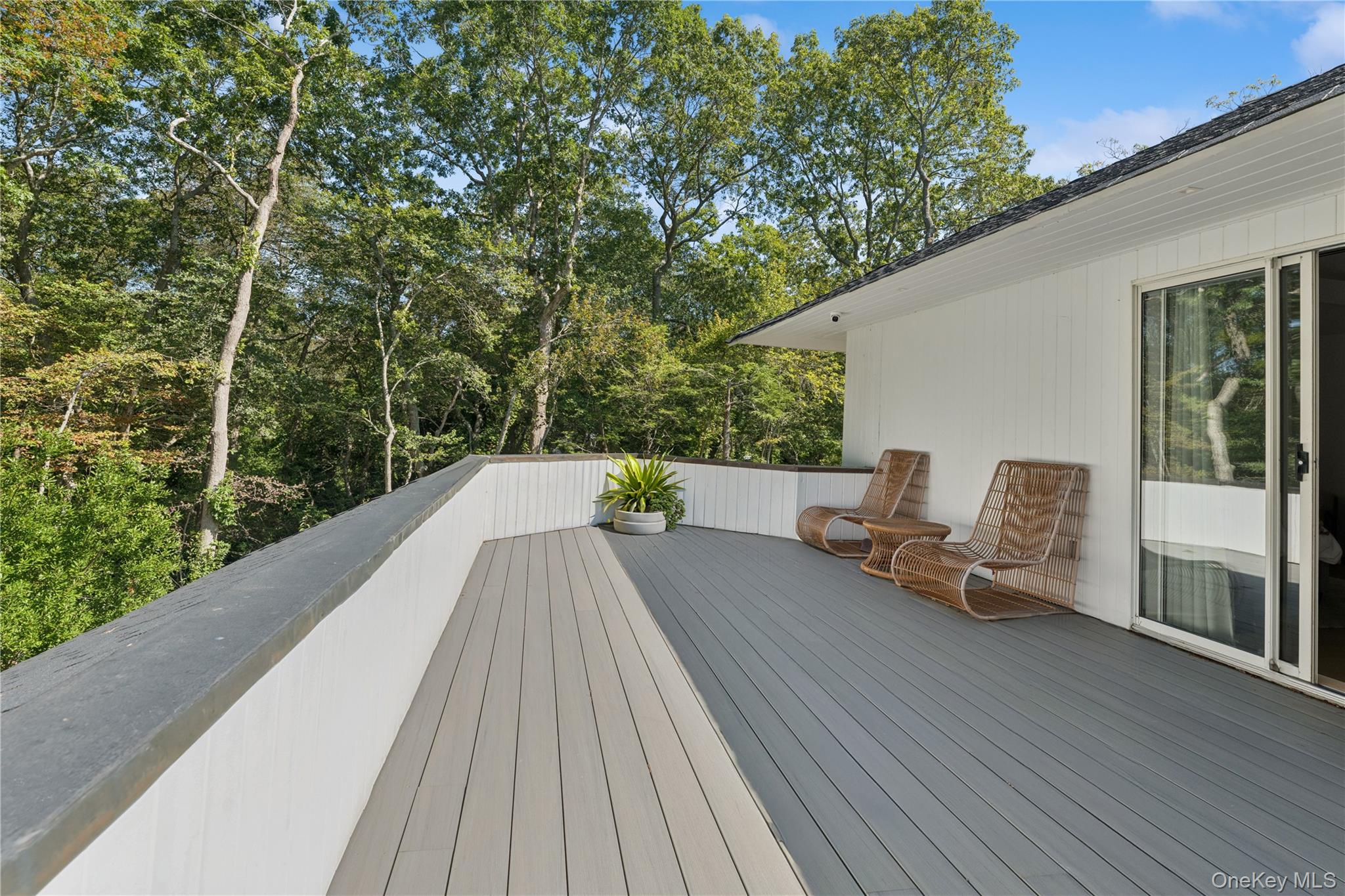 10 Lakewood Lane