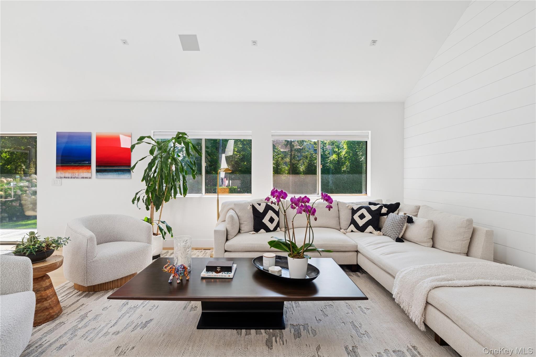 10 Lakewood Lane