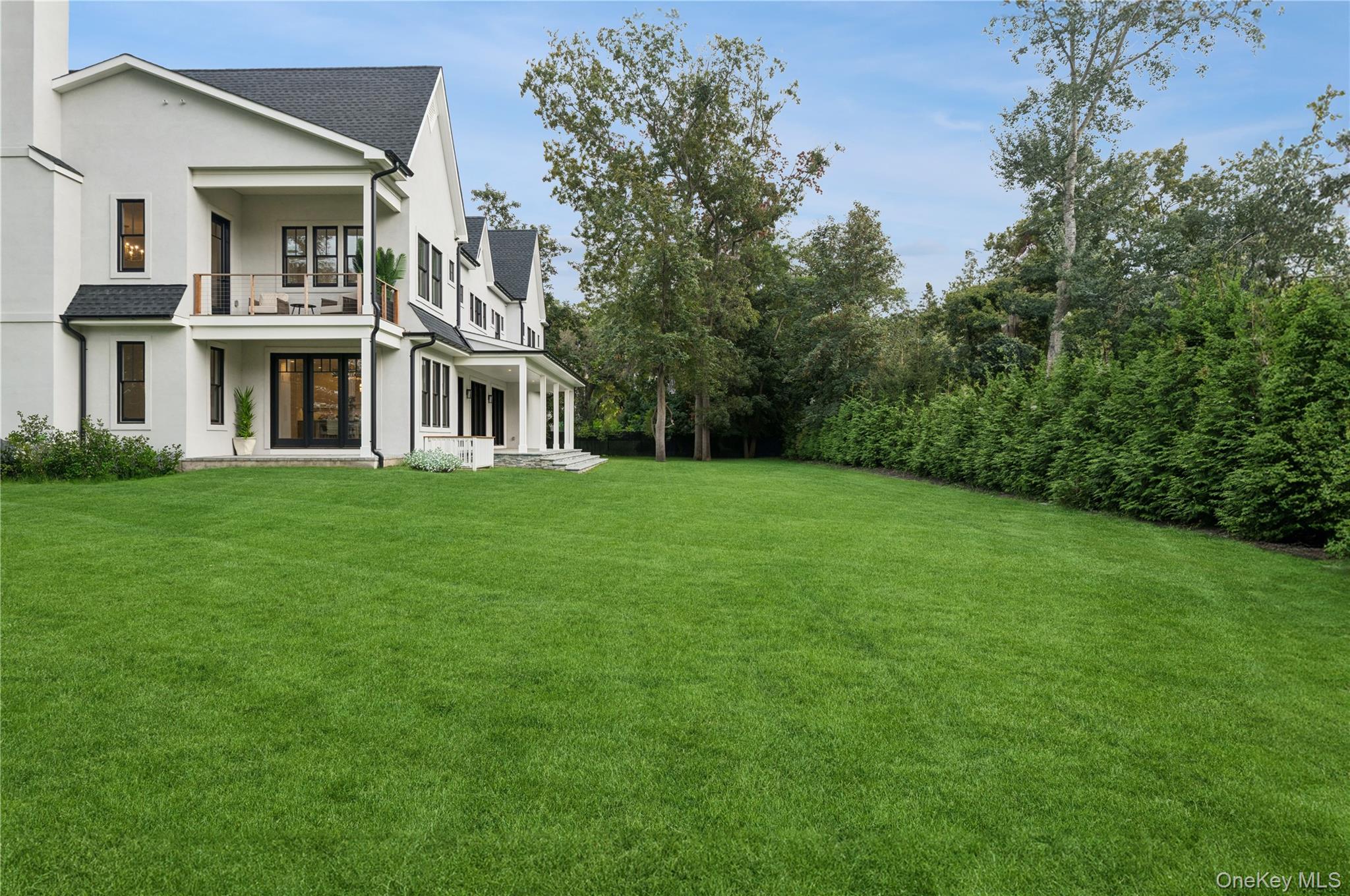 110 Crescent Court