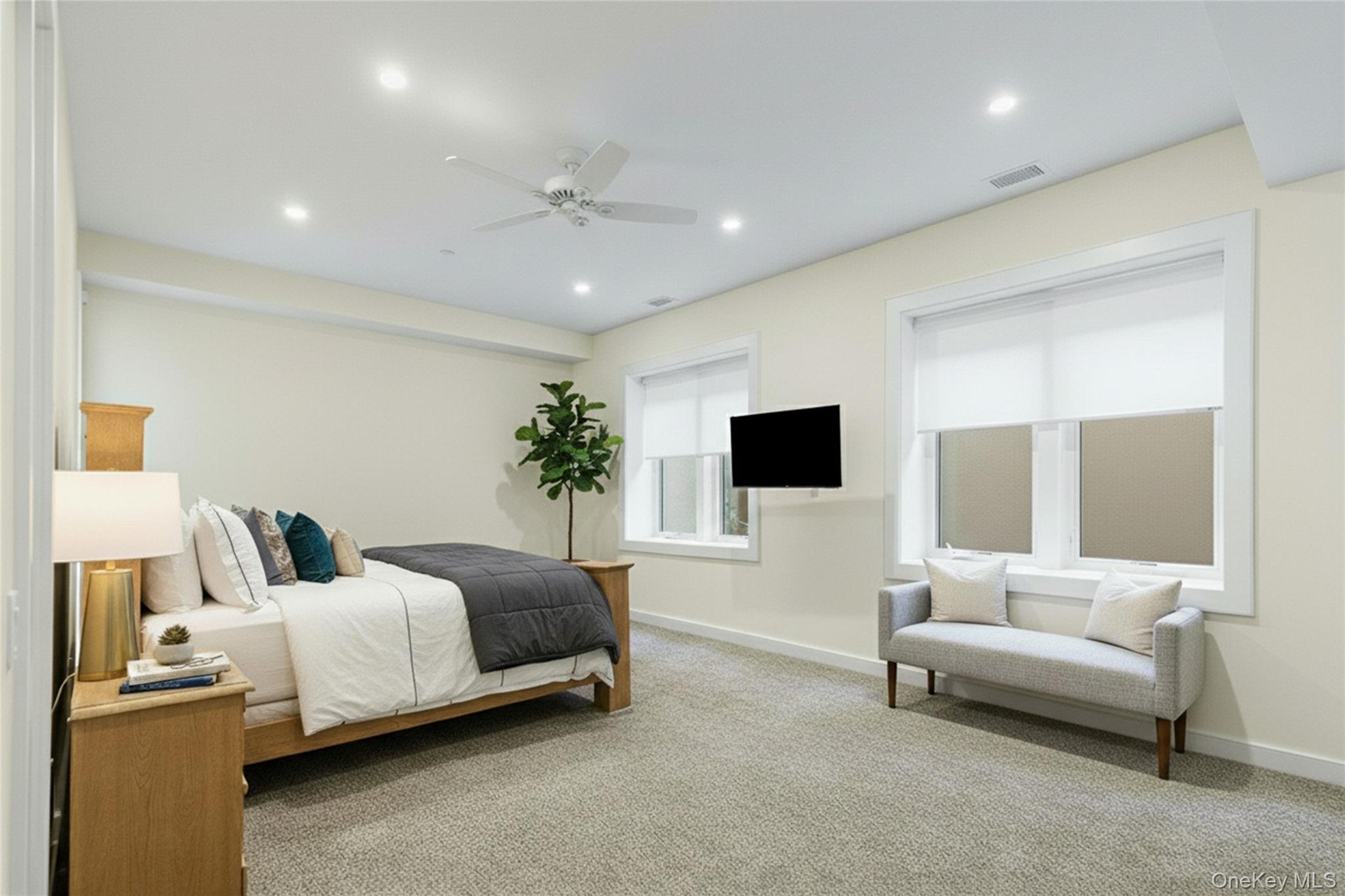 89 Old Canoe Place Road