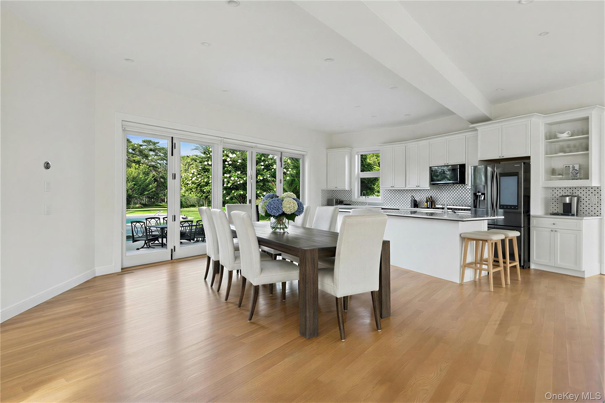 89 Old Canoe Place Road