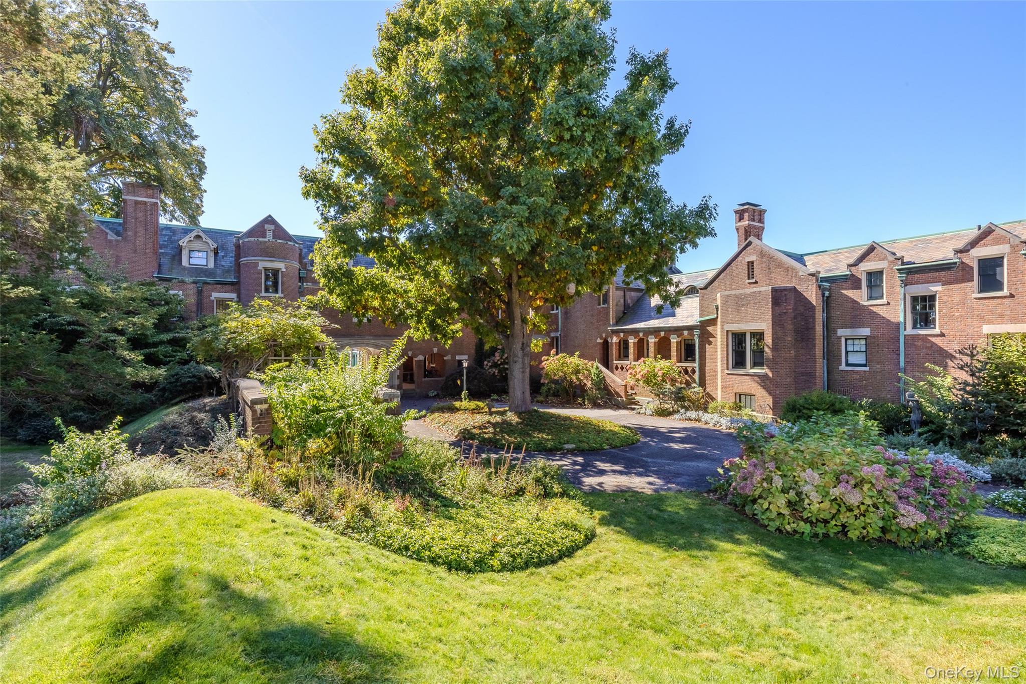 31 Fort Hill Drive