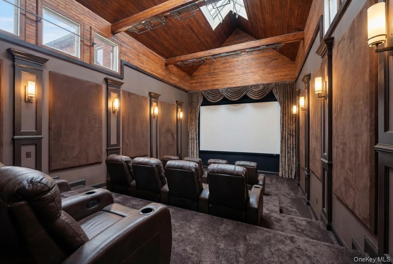 31 Fort Hill Drive