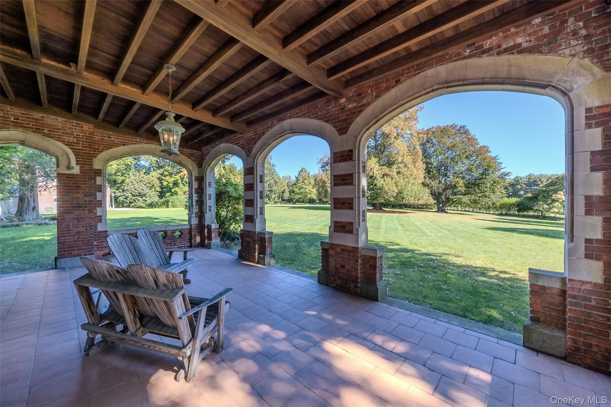 31 Fort Hill Drive