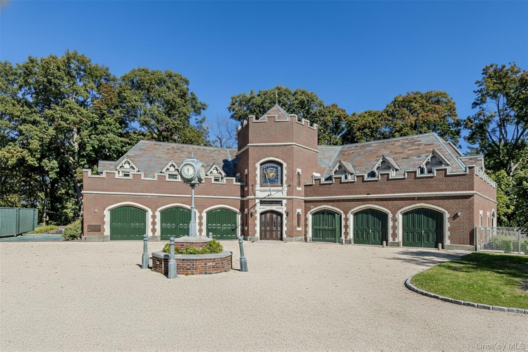 31 Fort Hill Drive