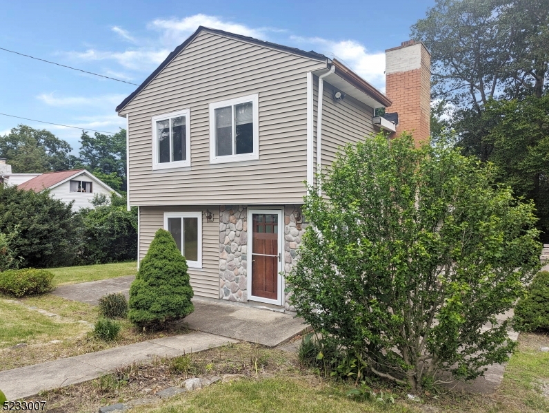 48 Lebanon Rd
