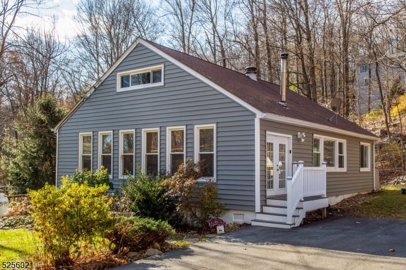 530 Old Homestead Dr