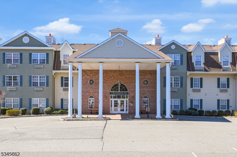 5102 Richmond Rd 102