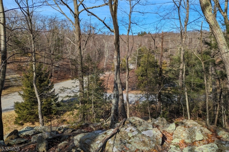 202/207 Rockburn Pass