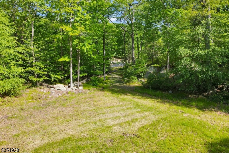 202/207 Rockburn Pass