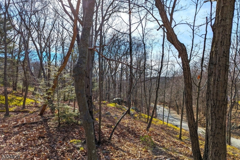 202/207 Rockburn Pass