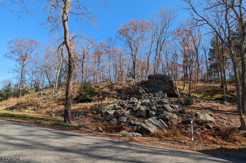 202/207 Rockburn Pass
