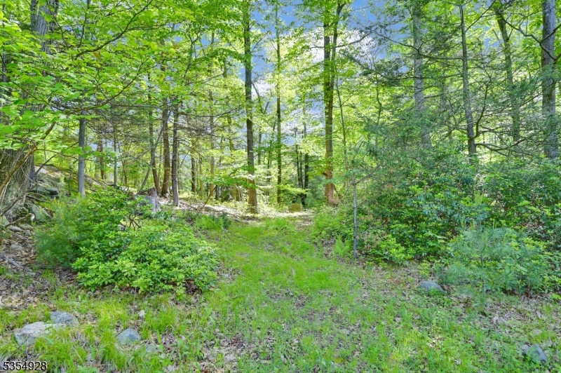 202/207 Rockburn Pass
