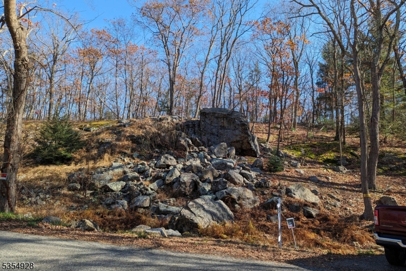 202/207 Rockburn Pass