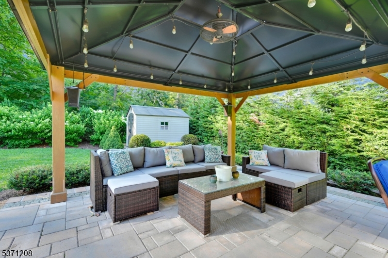224 Wawayanda Rd