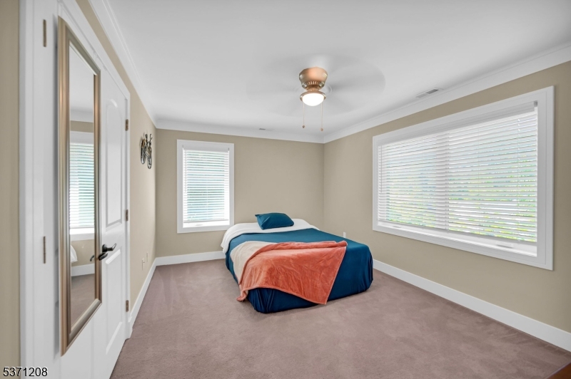 224 Wawayanda Rd