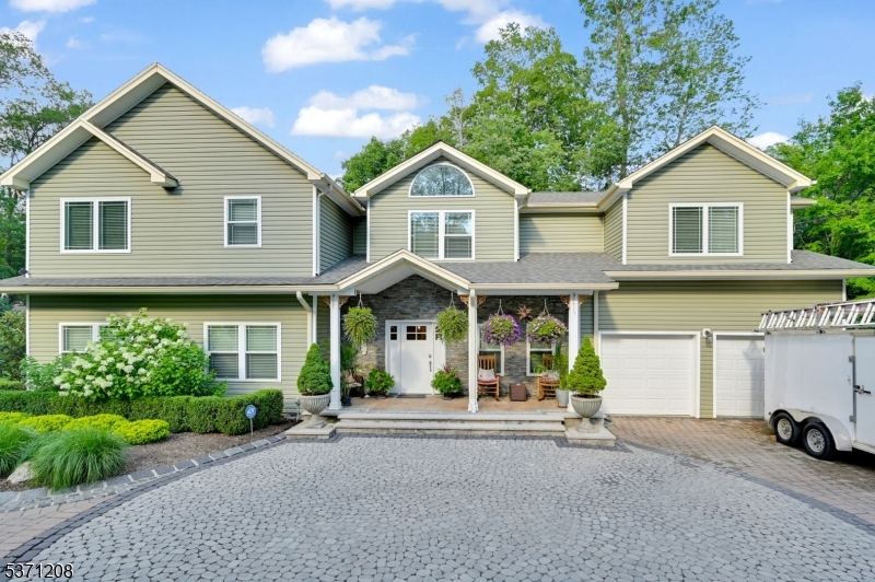 224 Wawayanda Rd