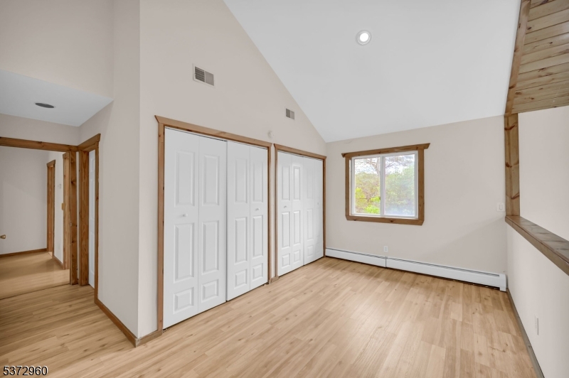486 Lake Shore Dr
