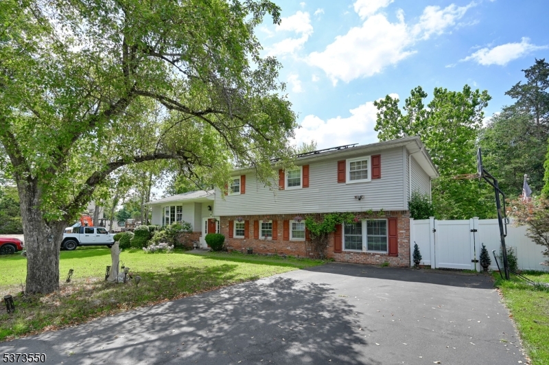 95 Prospect Ave